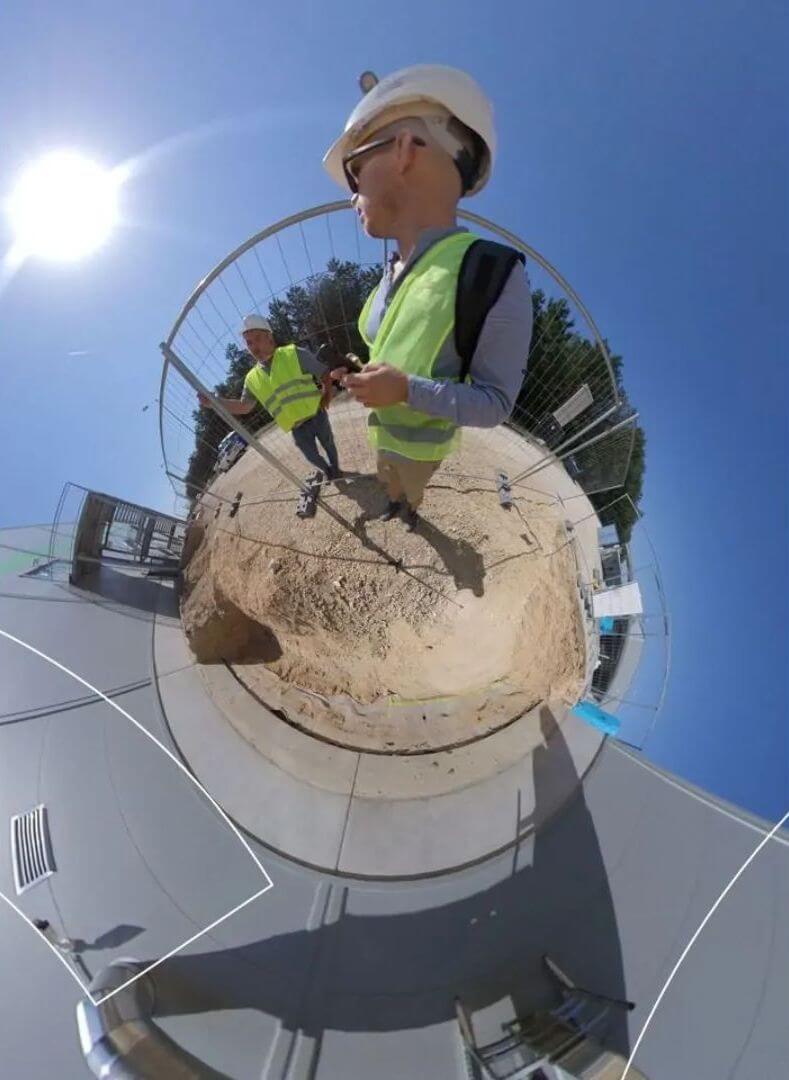 Heti virtuális bejárások: az előrehaladást OpenSpace 360°-os kamerával dokumentáltuk, így a műszaki ellenőrzés során távolról is lehetővé vált a valós idejű változáskezelés.